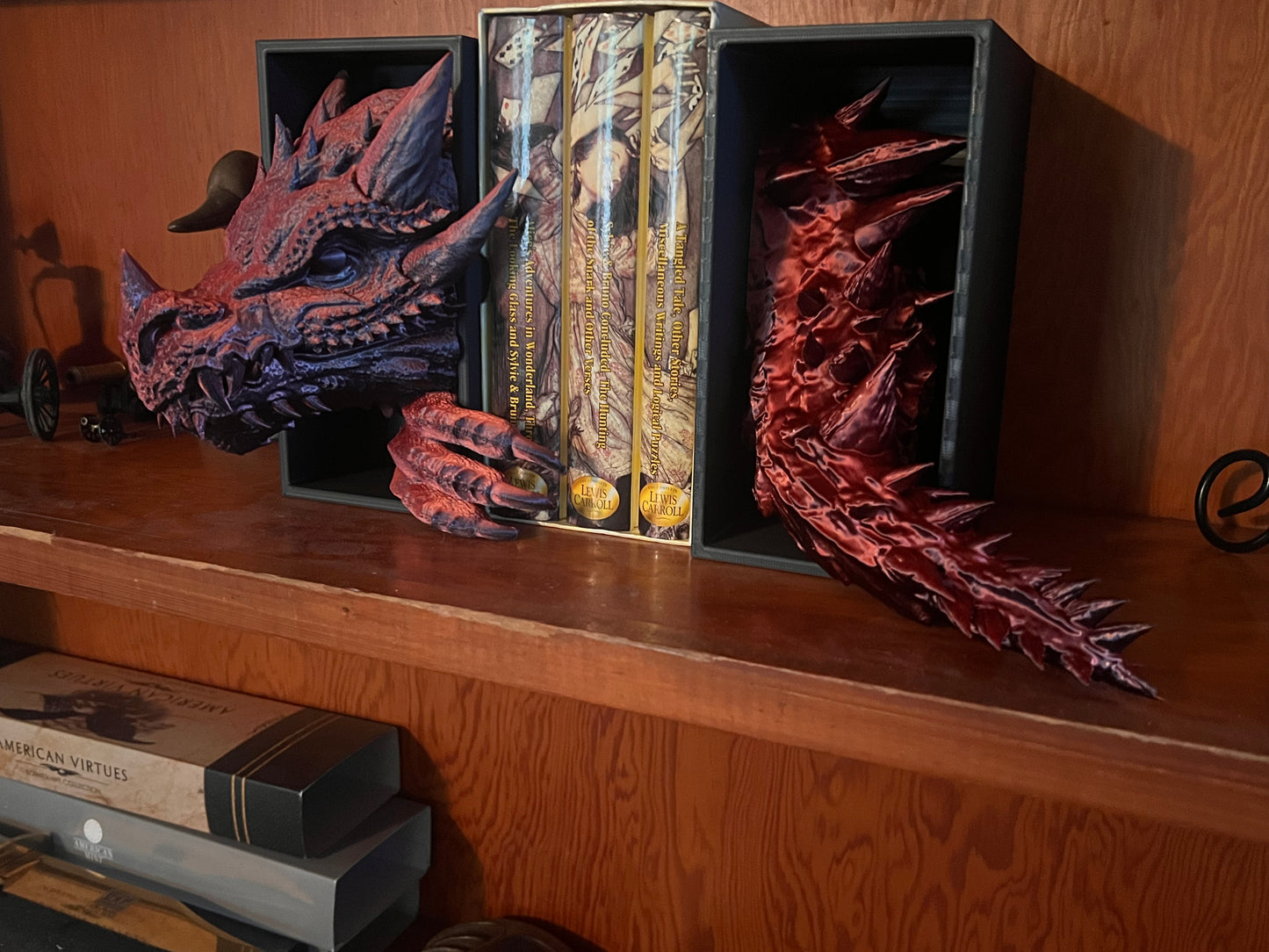 Book Nook Dragon